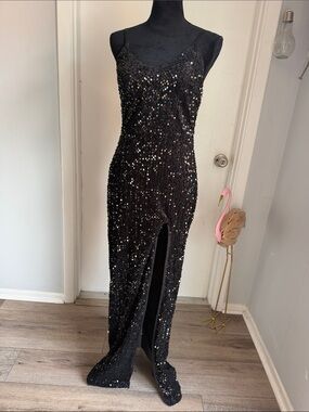 Simplee Apparel Black Sequin Maxi Dress with Front Slit